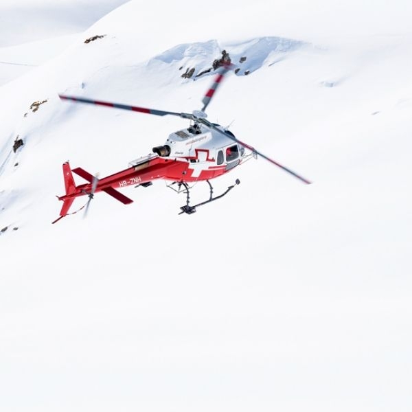 Extended glacier flight from Schattenhalb